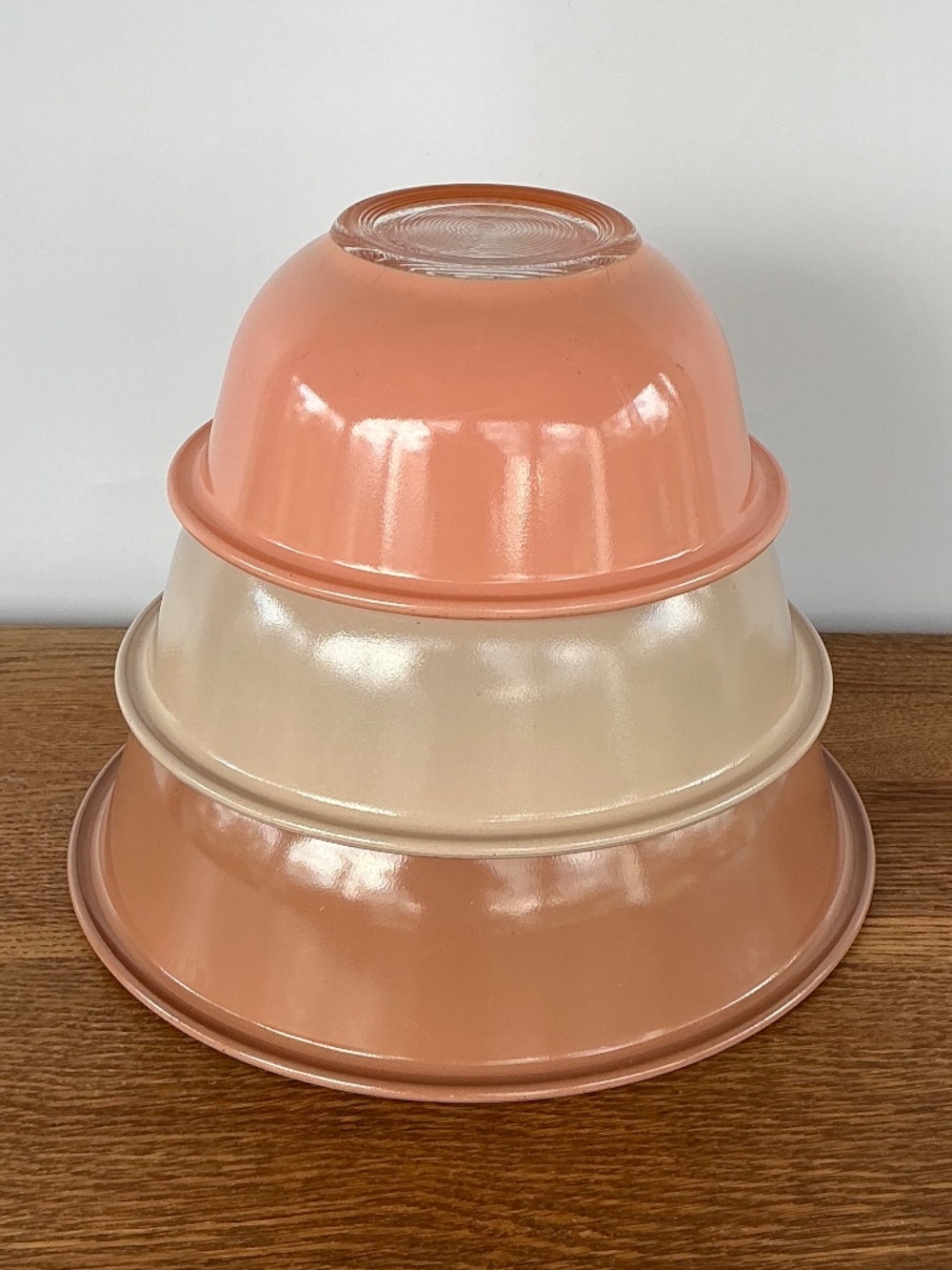 Vintage Pyrex Autumn Rainbow Glass Mixing Bowl Set